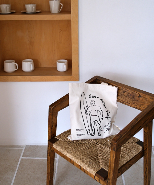 MATT AND MEL（マットアンドメル）の「[Drawing Bag] Surfer（エコバッグ/サブバッグ・レディース・その他・FREE）」の4枚目の写真