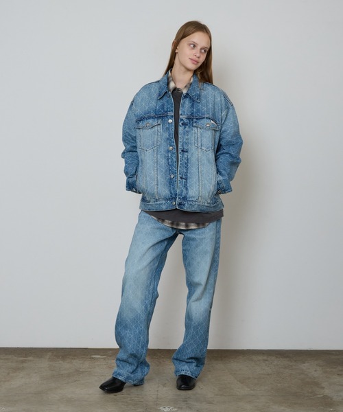 Calvin Klein(カルバン・クライン)の「Calvin Klein/カルバンクライン 90S STRAIGHT BOULEVARD BLUES デニムパンツ ストレートシルエット ブランドロゴ フルレングス ボトム 2026年秋冬 秋服冬服(デニムパンツ・メンズ・ライトブルー・32inch/30inch/34inch)」の17枚目の写真