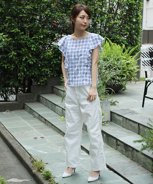 LIMITLESS LUXURY（リミットレスラグジュアリー）の「ラッフルブラウス◆（シャツ/ブラウス・レディース・ホワイト/ネイビー/ブルー系その他・FREE）」の13枚目の写真