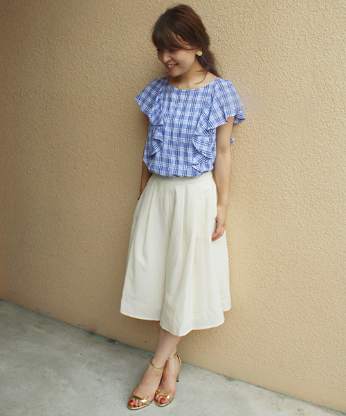 LIMITLESS LUXURY（リミットレスラグジュアリー）の「ラッフルブラウス◆（シャツ/ブラウス・レディース・ホワイト/ネイビー/ブルー系その他・FREE）」の15枚目の写真