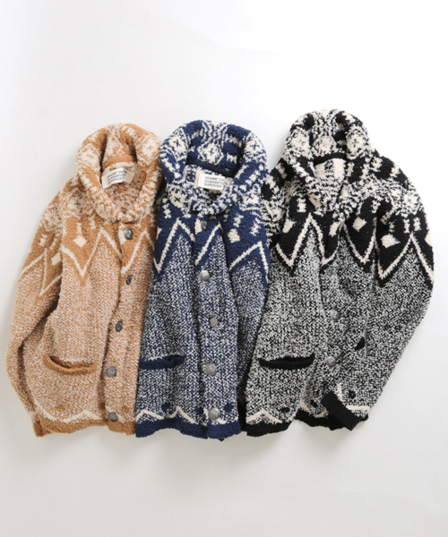 Denime（ドゥニーム）の「オルテガ柄ショールカラーカーディガン（カーディガン/ボレロ・メンズ・ブルー系その他/ブラック系その他/ベージュ系その他・MEDIUM/LARGE/X-LARGE）」の4枚目の写真