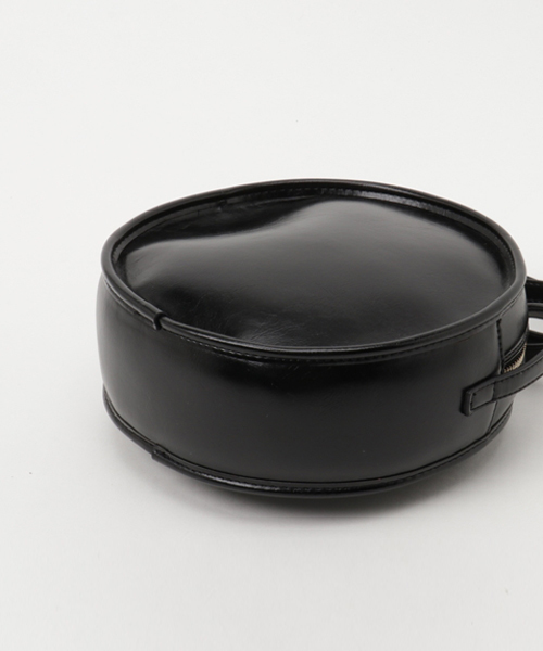 ORiental TRaffic（オリエンタルトラフィック）の「春夏新作★ラウンドショルダーバッグ★BA-159（ショルダーバッグ・レディース・ブラック/ベージュ・ﾌﾘ-）」の6枚目の写真