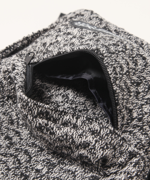 alcali(アルカリ)の「OUTDOOR×alcali / alcali別注 ツイードバックパック(バックパック/リュック・レディース・ブラック/グレー/その他・FREE)」の8枚目の写真