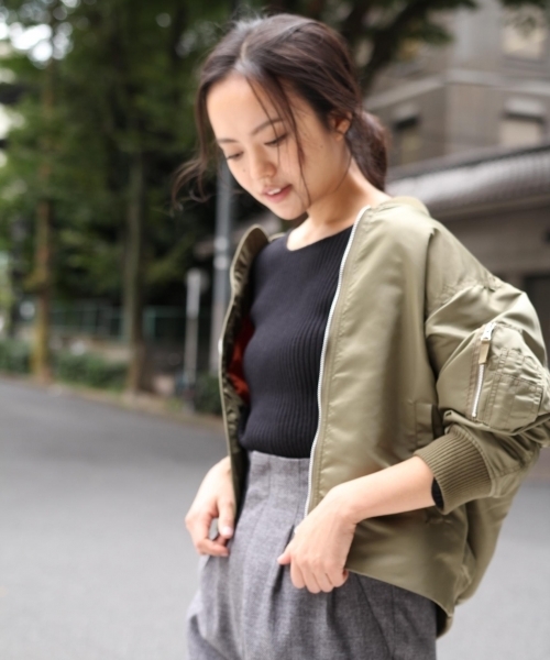 laboratory work（ラボラトリーワーク）の「ＢＩＧスリーブＭＡ－1（MA-1・レディース・ブラック/カーキ・MEDIUM）」の12枚目の写真