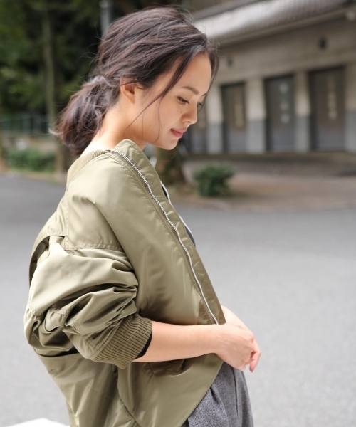 laboratory work（ラボラトリーワーク）の「ＢＩＧスリーブＭＡ－1（MA-1・レディース・ブラック/カーキ・MEDIUM）」の13枚目の写真