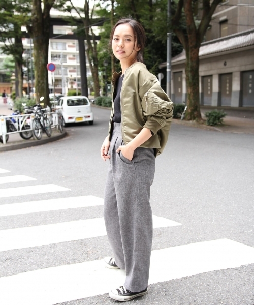 laboratory work（ラボラトリーワーク）の「ＢＩＧスリーブＭＡ－1（MA-1・レディース・ブラック/カーキ・MEDIUM）」の14枚目の写真