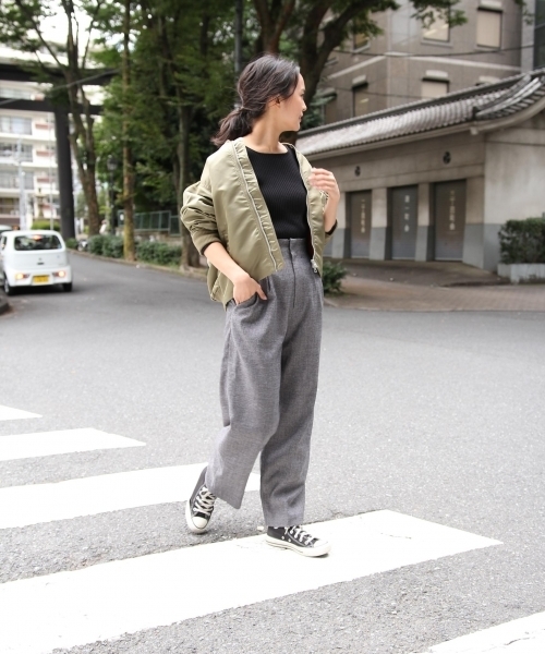 laboratory work（ラボラトリーワーク）の「ＢＩＧスリーブＭＡ－1（MA-1・レディース・ブラック/カーキ・MEDIUM）」の15枚目の写真