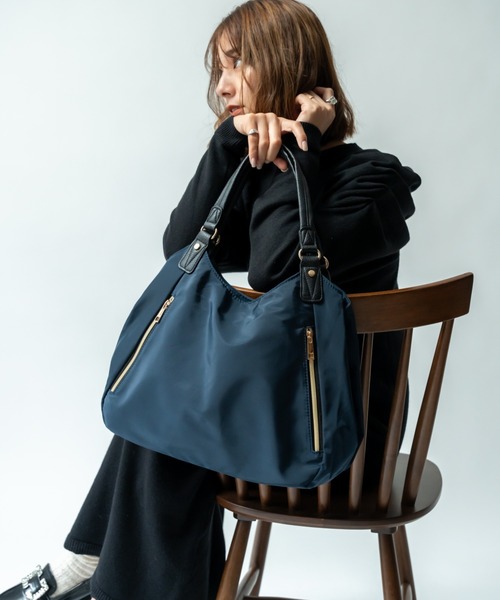 Rename（リネーム）の「Rename 軽量 ゴールドファスナー 高密度 ナイロン トートバッグ（トートバッグ・レディース・ネイビー/カーキ/ブラック/ベージュ/ブラック系その他/グレー/ライトベージュ/モカ/グレイッシュベージュ・FREE）」の9枚目の写真