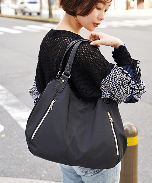 Rename（リネーム）の「Rename 軽量 ゴールドファスナー 高密度 ナイロン トートバッグ（トートバッグ・レディース・ネイビー/カーキ/ブラック/ベージュ/ブラック系その他/グレー/ライトベージュ/モカ/グレイッシュベージュ・FREE）」の22枚目の写真