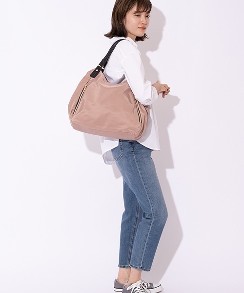 Rename（リネーム）の「Rename 軽量 ゴールドファスナー 高密度 ナイロン トートバッグ（トートバッグ・レディース・ネイビー/カーキ/ブラック/ベージュ/ブラック系その他/グレー/ライトベージュ/モカ/グレイッシュベージュ・FREE）」の20枚目の写真