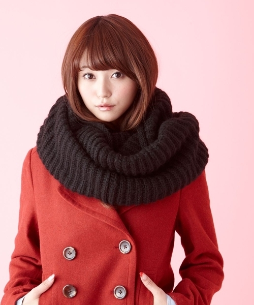 WEGO(ウィゴー)の「リブニットスヌード(ストール/ショール・レディース・ブラック/グレー/ベージュ/ブルー/ネイビー/ピンク/ワイン・FREE)」の2枚目の写真