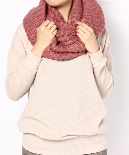 WEGO(ウィゴー)の「リブニットスヌード(ストール/ショール・レディース・ブラック/グレー/ベージュ/ブルー/ネイビー/ピンク/ワイン・FREE)」の10枚目の写真