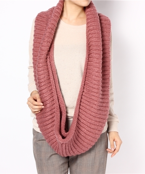 WEGO(ウィゴー)の「リブニットスヌード(ストール/ショール・レディース・ブラック/グレー/ベージュ/ブルー/ネイビー/ピンク/ワイン・FREE)」の11枚目の写真