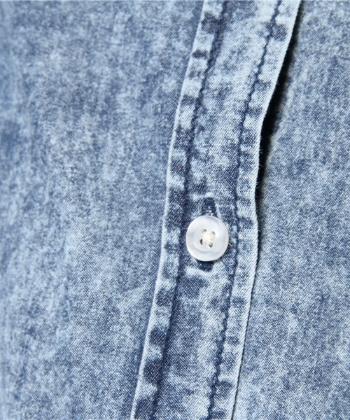 WEGO(ウィゴー)の「WEGO/BIGデニムシャツ(シャツ/ブラウス・レディース・ダークインディゴブルー・FREE)」の9枚目の写真