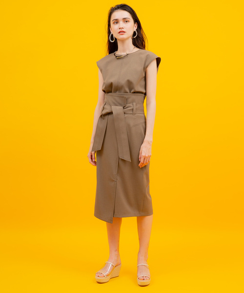 UNITED TOKYO（ユナイテッドトウキョウ）の「バイカラーランダムステッチスカート（スカート・レディース・ホワイト/ブラック/カーキ・1）」の9枚目の写真