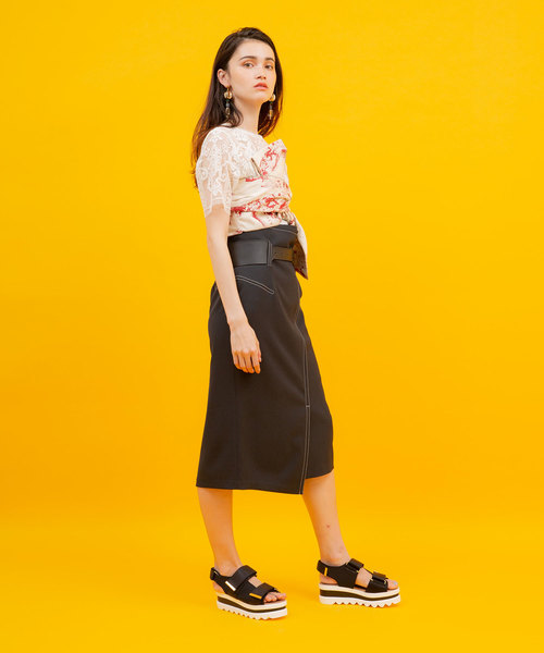 UNITED TOKYO（ユナイテッドトウキョウ）の「バイカラーランダムステッチスカート（スカート・レディース・ホワイト/ブラック/カーキ・1）」の19枚目の写真