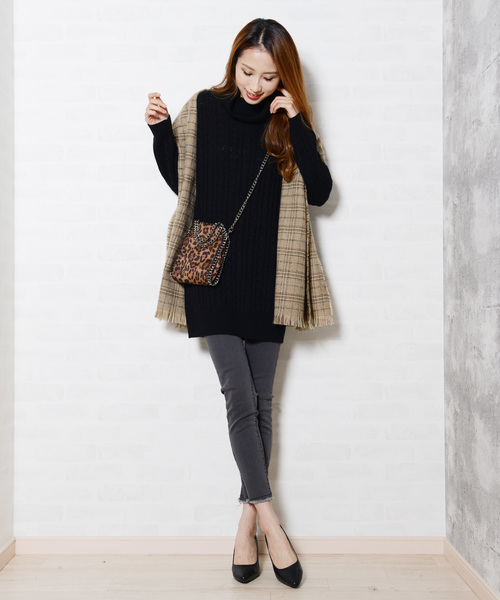 shopnikoniko(ショップニコニコ)の「チェーンミニバッグ(ハンドバッグ・レディース・ブラック/レオパード/シルバーグレー/ホワイト・フリー)」の17枚目の写真
