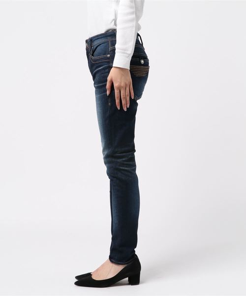 TAVERNITI SO JEANS(タヴァニティソージーンズ)の「TAVERNITI SO JEANS/ジャニス スキニー(デニムパンツ・レディース・ダークブルー・23inch/24inch/25inch/26inch/27inch)」の2枚目の写真