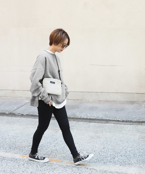 coca（coca）（コカ）の「裏起毛サイドスリットスウェットトップス（スウェット・レディース・ブラック/グレー/アイボリー/チャコール/ブラウン・ONE SIZE）」の9枚目の写真