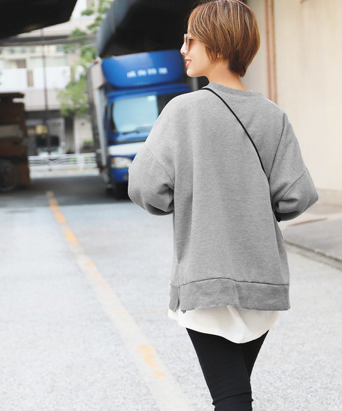 coca（coca）（コカ）の「裏起毛サイドスリットスウェットトップス（スウェット・レディース・ブラック/グレー/アイボリー/チャコール/ブラウン・ONE SIZE）」の13枚目の写真