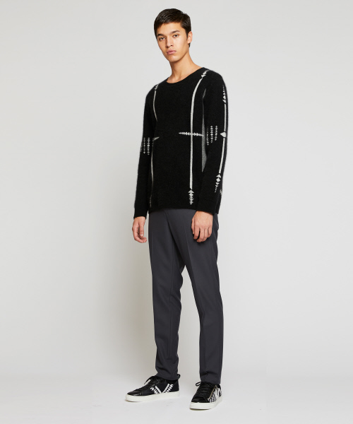 5351 POUR LES HOMMES(ゴーサンゴーイチプールオム)の「ネイティブグラデーションジャガードニット(ニット/セーター・メンズ・ブラック・44/46/48/50)」の3枚目の写真