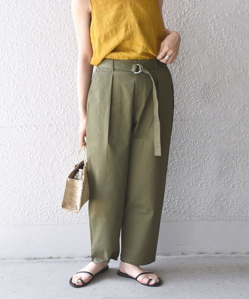 SHIPS Days（シップスデイズ）の「SHIPS Days STANDARD:タックテーパードパンツ◇（その他パンツ・レディース・ブラック/ベージュ/オリーブ・S～Ｍ/M～Ｌ）」の3枚目の写真