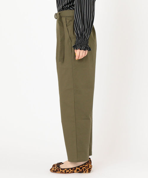 SHIPS Days（シップスデイズ）の「SHIPS Days STANDARD:タックテーパードパンツ◇（その他パンツ・レディース・ブラック/ベージュ/オリーブ・S～Ｍ/M～Ｌ）」の21枚目の写真