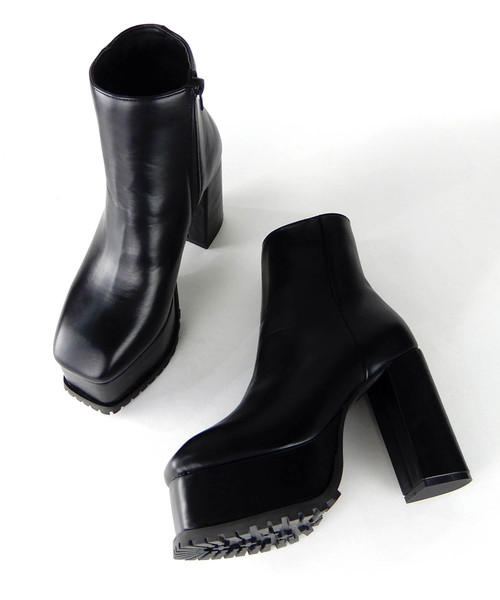 minia（ミニア）の「チャンキースクエアミドルブーツ [ minia ]（ブーツ・レディース・ブラック/パイソン・S/M/L）」の14枚目の写真