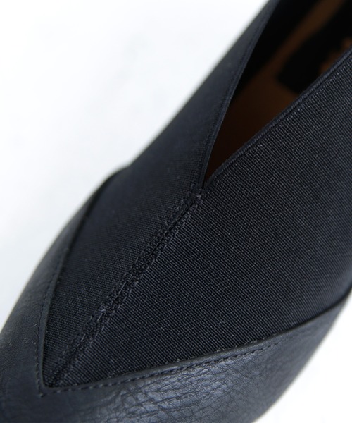 antiqua（アンティカ）の「マットブラックゴアパンプス（パンプス・レディース・ブラック・LL/S/M/L）」の3枚目の写真