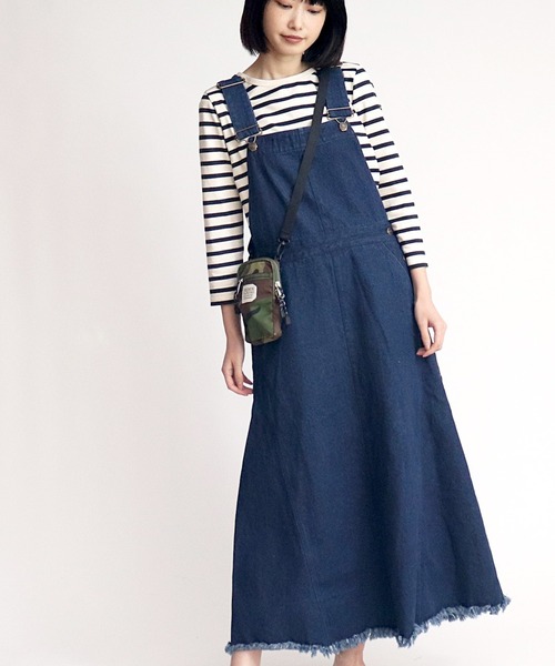 ALLUMER（アリュメール）の「∴【 Allumer / アリュメール 】 9.5oz Denim Jumper Maxi Skirt 8270306（ジャンパースカート・レディース・ホワイト/ワンウォッシュ・1/2）」の2枚目の写真