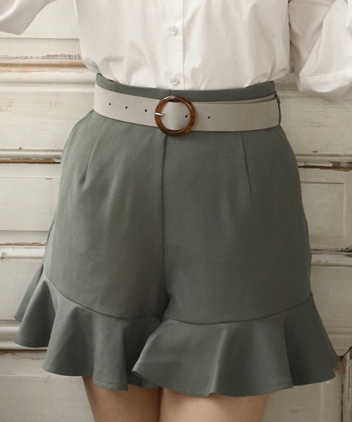 one after another NICE CLAUP(ワンアフターアナザーナイスクラップ)の「太ベルト付きフリルショートパンツ(その他パンツ・レディース・ブラック系その他/ブラウン/ブラウン系その他/カーキ・FREE)」の4枚目の写真