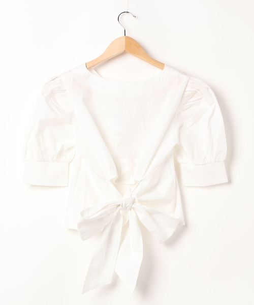 archives(アルシーヴ)の「バックリボンボリューム袖ブラウス(シャツ/ブラウス・レディース・オフホワイト/ベージュ/グリーン・MEDIUM)」の4枚目の写真