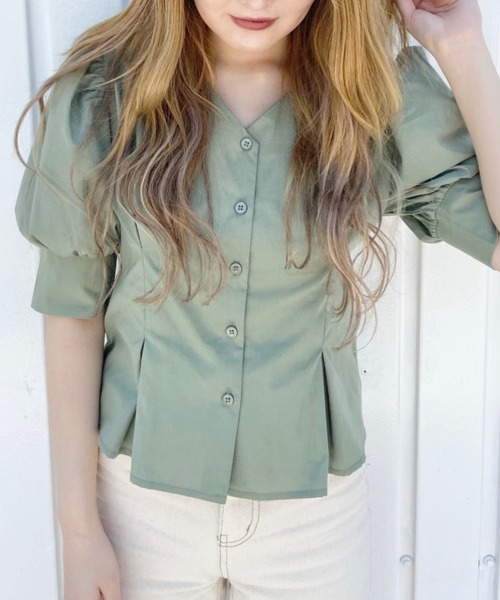 archives(アルシーヴ)の「バックリボンボリューム袖ブラウス(シャツ/ブラウス・レディース・オフホワイト/ベージュ/グリーン・MEDIUM)」の11枚目の写真