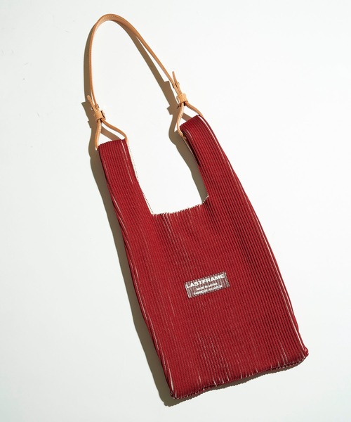 LASTFRAME（ラストフレーム）の「【LASTFRAME(ラストフレーム)】レザーストラップ付2トーンマーケットバッグ　L320001-1（ショルダーバッグ・レディース・レッド/ピンク/グリーン・FREE）」の13枚目の写真