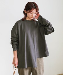 アシンメトリーカットプルオーバー