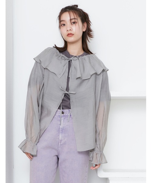 POU DOU DOU（プードゥドゥ）の「シアーラッフルカラー2wayブラウス（シャツ/ブラウス・レディース・モカ/ライトグレー/ブラック・3）」の2枚目の写真