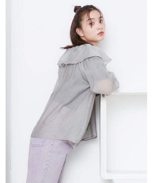 POU DOU DOU（プードゥドゥ）の「シアーラッフルカラー2wayブラウス（シャツ/ブラウス・レディース・モカ/ライトグレー/ブラック・3）」の8枚目の写真