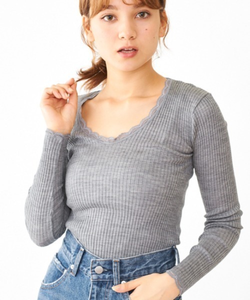 flower(フラワー)の「EGI レースロングスリーブ(Tシャツ/カットソー・レディース・グレー・FREE)」の1枚目の写真