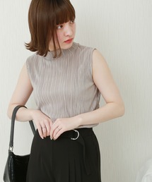 ランダムプリーツメローノースリーブ