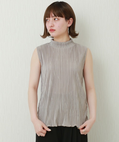 libelle more（リベル モア）の「ランダムプリーツメローノースリーブ（Tシャツ/カットソー・レディース・オフホワイト/ブラック/グレー/モカ/ベージュ・M）」の8枚目の写真