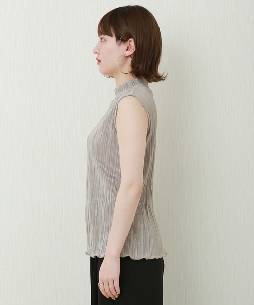 libelle more（リベル モア）の「ランダムプリーツメローノースリーブ（Tシャツ/カットソー・レディース・オフホワイト/ブラック/グレー/モカ/ベージュ・M）」の20枚目の写真