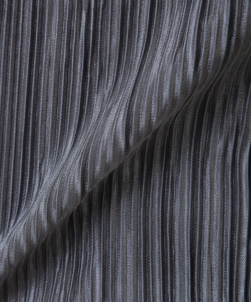 libelle more（リベル モア）の「ランダムプリーツメローノースリーブ（Tシャツ/カットソー・レディース・オフホワイト/ブラック/グレー/モカ/ベージュ・M）」の17枚目の写真