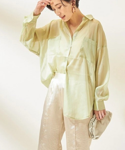 &. NOSTALGIA（アンドドットノスタルジア）の「シャイニーシアーシャツ（シャツ/ブラウス・レディース・パープル/グリーン/イエロー/ブルーパープル/アイボリー/ベージュ/バーガンディー/ブルーグレー・FREE）」の14枚目の写真