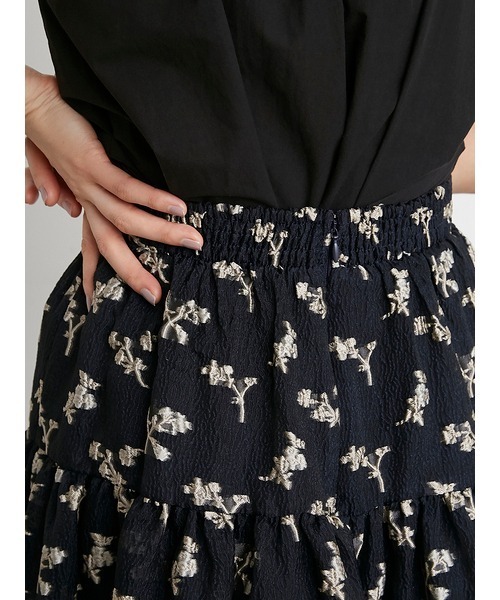 【sov. 】シャイニージャガードボリュームスカート　38 新品未使用✩⡱ SNIDEL（スナイデル）の「ジャガードボリュームスカート（スカート