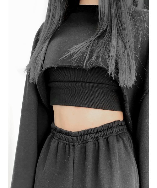 LVEU.（ラブユ.）の「Cut-off sweat bratop set / カットオフスウェットキャミセット（スウェット・レディース・ブラック/グレー・FREE）」の8枚目の写真