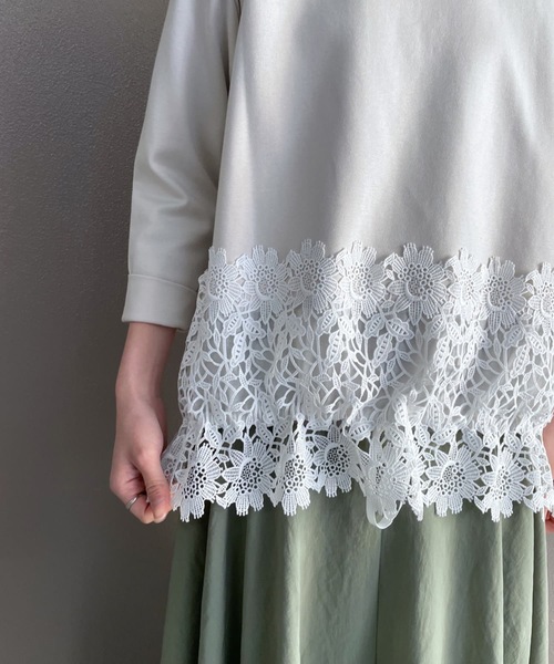 BEARDSLEY（ビアズリー）の「裾レースカットソー（Tシャツ/カットソー・レディース・アイボリー/ブラック・FREE）」の18枚目の写真