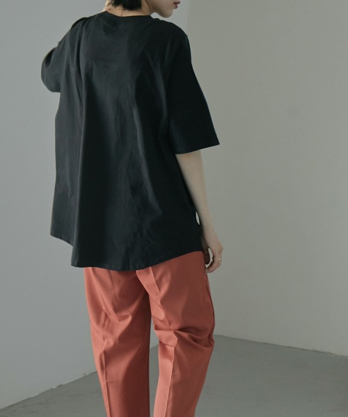 etoll.（エトル）の「モックネック半袖Tシャツ（Tシャツ/カットソー・レディース・オフホワイト/モカ/ブラック/グレイッシュベージュ・3L/L/4L/LL/M）」の6枚目の写真