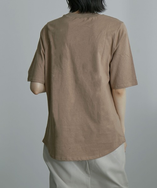 etoll.（エトル）の「モックネック半袖Tシャツ（Tシャツ/カットソー・レディース・オフホワイト/モカ/ブラック/グレイッシュベージュ・3L/L/4L/LL/M）」の17枚目の写真