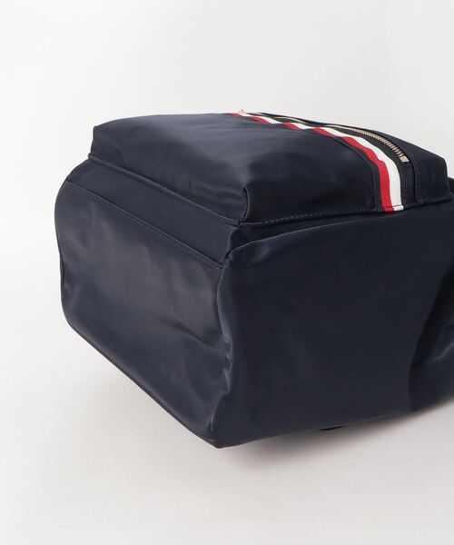 TOMMY HILFIGER(トミーヒルフィガー)の「ベーシックバックパック(バックパック/リュック・レディース・ブルー/ネイビー/ベージュ・FREE)」の17枚目の写真