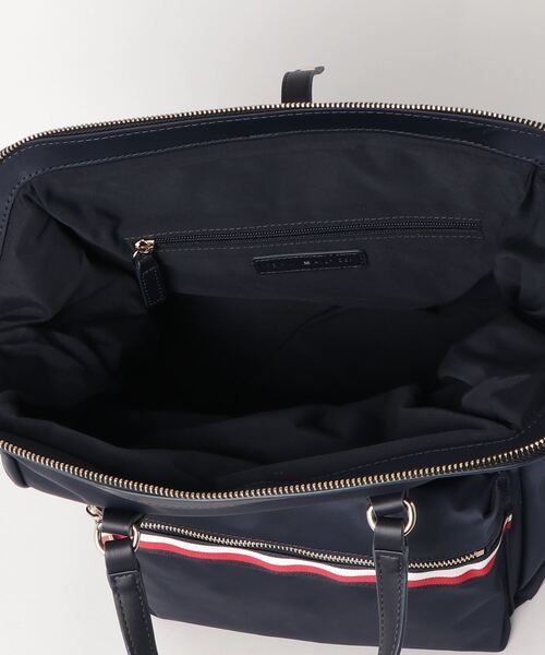 TOMMY HILFIGER(トミーヒルフィガー)の「ベーシックバックパック(バックパック/リュック・レディース・ブルー/ネイビー/ベージュ・FREE)」の16枚目の写真